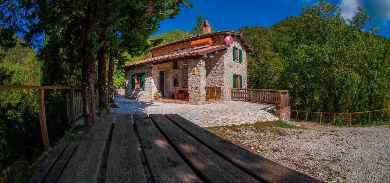 Casa Pescaglia Villa Luaran gambar